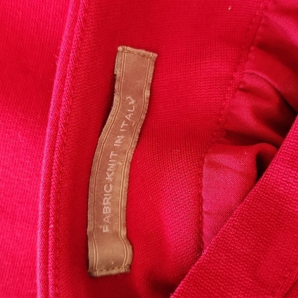 Talbots Women's Red Fabric Knit In Italy Rayon Blend Zip Back Skirt Size 8P - Picture 14 of 14